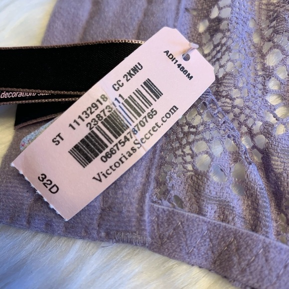 NWT Very Sexy Eyelash Lace High Neck Bralette - Picture 7 of 8